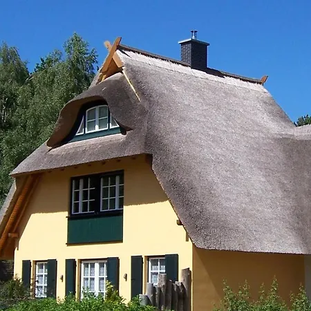 Ferienhaeuser Fischland * Dierhagen